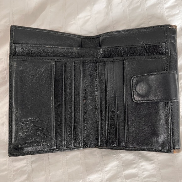 EUC BURBERRY BIFOLD WALLET BLACK ALL LEATHER - Picture 4 of 7